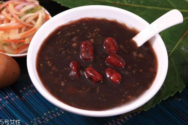 黑米怎么煮容易爛 黑米粥熬多久才熟 黑米怎么煮容易爛 黑米粥熬多久才熟