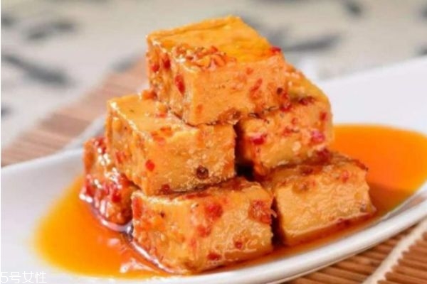 如何挑選豆腐 豆腐的選購技巧 如何挑選豆腐 豆腐的選購技巧