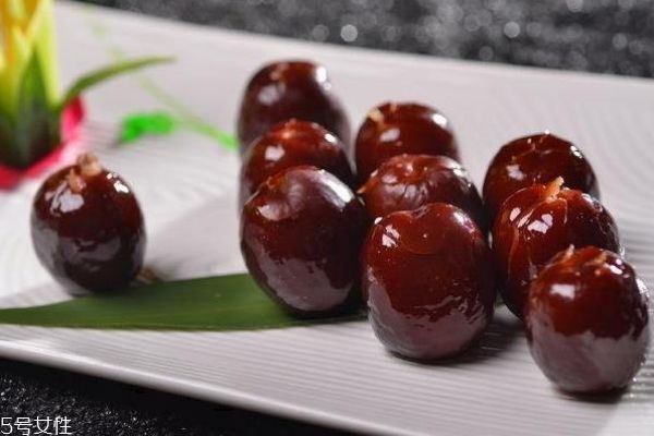 蜜棗是紅棗做的嗎 蜜棗的營養(yǎng)成分 蜜棗是紅棗做的嗎 蜜棗的營養(yǎng)成分