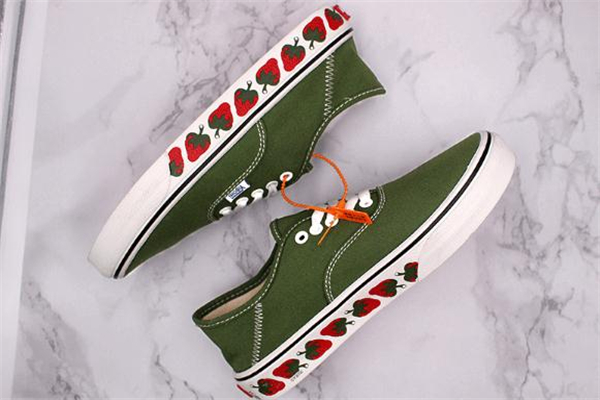 vans小草莓多少錢(qián) vans草莓鞋發(fā)售價(jià)