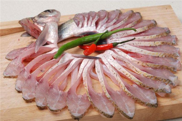 孔雀開(kāi)屏魚(yú)用什么魚(yú)好 有多種選擇