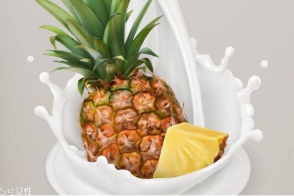 吃完菠蘿喝水為什么是苦的 吃完菠蘿喝水苦 吃完菠蘿喝水為什么是苦的 吃完菠蘿喝水苦