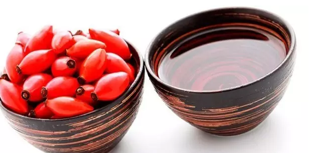 油性肌膚能用玫瑰果油嗎？每次使用不要超過1滴