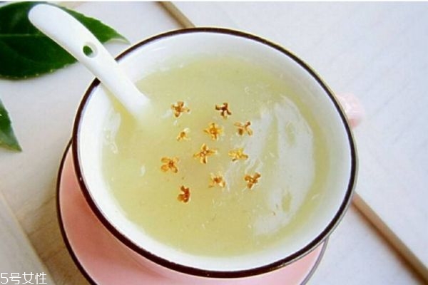 藕粉是什么做的 自制藕粉的做法 藕粉是什么做的 自制藕粉的做法