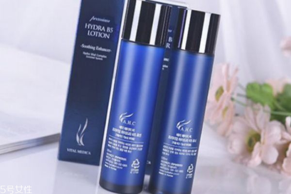 油痘肌適合什么水乳 適合痘肌的水乳 油痘肌適合什么水乳 適合痘肌的水乳