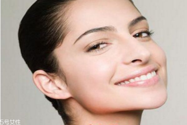 催吐臉變大如何恢復(fù) 催吐臉變大的原因 催吐臉變大如何恢復(fù) 催吐臉變大的原因