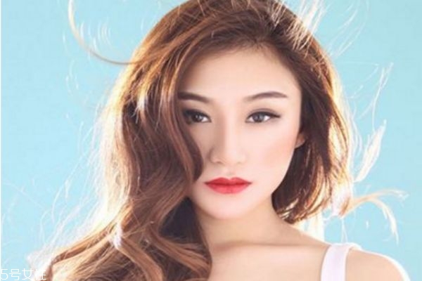 按摩咬肌能瘦臉嗎 快速瘦咬肌的方法 按摩咬肌能瘦臉嗎 快速瘦咬肌的方法