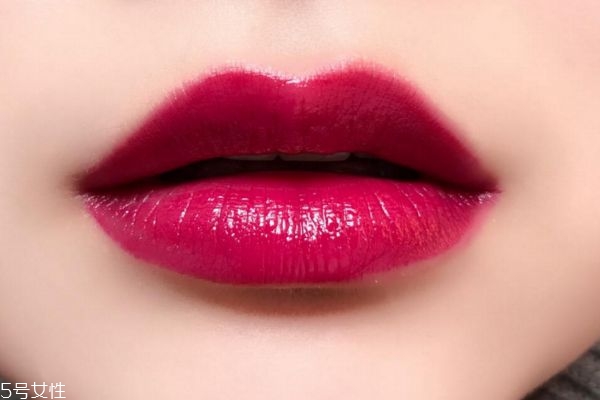 口紅是不是都含有鉛汞 口紅被傳有毒是因為含鉛 口紅是不是都含有鉛汞 口紅被傳有毒是因為含鉛