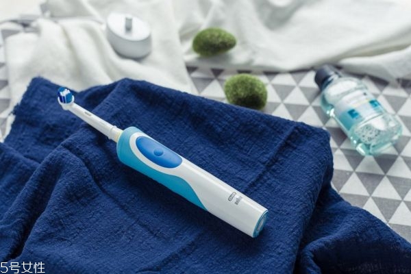 電動(dòng)牙刷歐樂(lè)b哪款好 歐樂(lè)b電動(dòng)牙刷推薦 電動(dòng)牙刷歐樂(lè)b哪款好 歐樂(lè)b電動(dòng)牙刷推薦