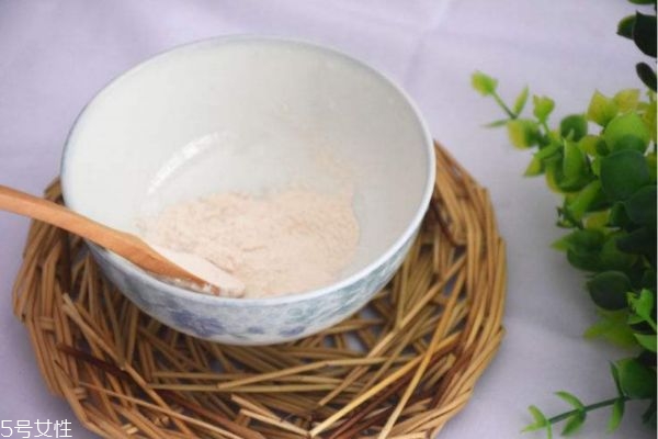 空腹可以吃藕粉嗎 藕粉什么時(shí)候吃最好 空腹可以吃藕粉嗎 藕粉什么時(shí)候吃最好