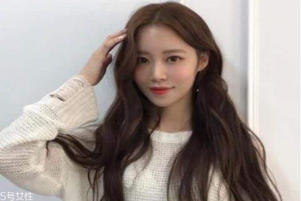 氣墊燙是什么樣子 網(wǎng)紅發(fā)型氣墊燙 氣墊燙是什么樣子 網(wǎng)紅發(fā)型氣墊燙