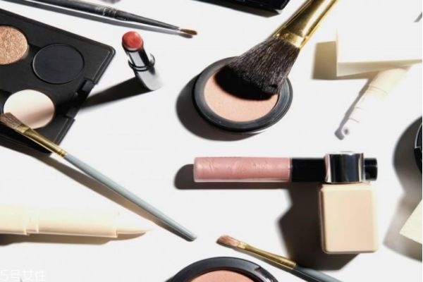孕婦能用化妝品嗎 孕婦禁用的10大化妝品 孕婦能用化妝品嗎 孕婦禁用的10大化妝品