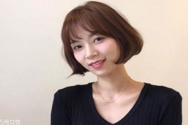 今年最流行的發(fā)型圖片短發(fā)燙發(fā) 紋理燙短發(fā)圖片女 今年最流行的發(fā)型圖片短發(fā)燙發(fā) 紋理燙短發(fā)圖片女