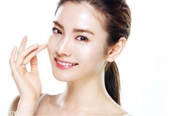 太陽曬斑怎么去除 怎么去除曬斑 太陽曬斑怎么去除 怎么去除曬斑