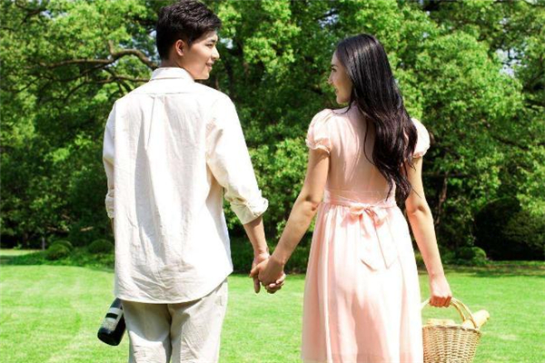 怎么引導(dǎo)男生多付出 女人在婚姻中怎么保護自己