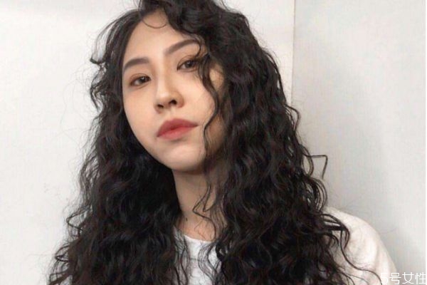 怎么搭訕男生聊天 怎樣主動(dòng)找喜歡的男生聊天不尷尬 怎么搭訕男生聊天 怎樣主動(dòng)找喜歡的男生聊天不尷尬