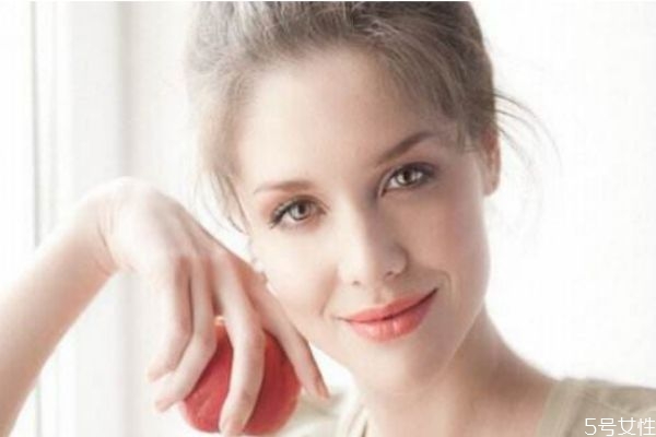 經(jīng)期如何預(yù)防長痘 經(jīng)期長痘的注意事項(xiàng) 經(jīng)期如何預(yù)防長痘 經(jīng)期長痘的注意事項(xiàng)