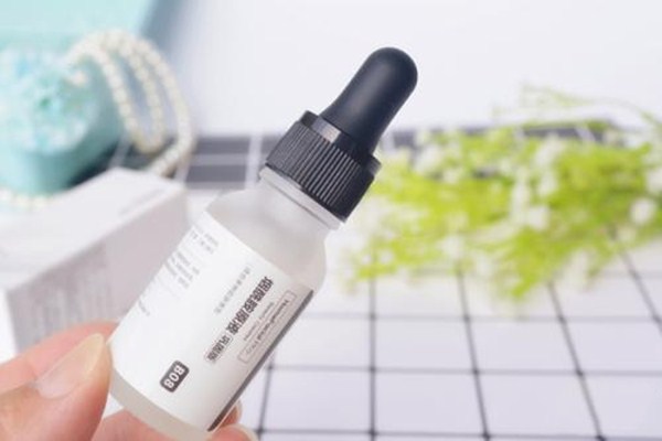 煙酰胺是什么 煙酰胺和神經酰胺有什么區(qū)別
