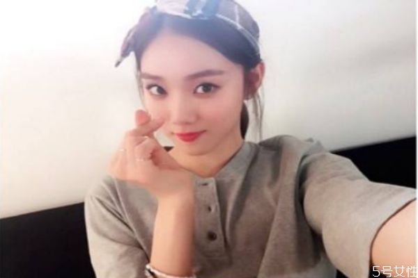 互相暗戀能感覺到嗎 兩個人互相暗戀的特征 互相暗戀能感覺到嗎 兩個人互相暗戀的特征