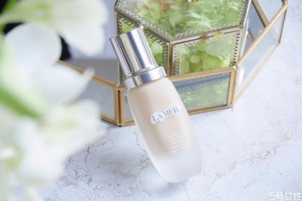 粉底液有什么好處 使用粉底液的注意事項(xiàng) 粉底液有什么好處 使用粉底液的注意事項(xiàng)