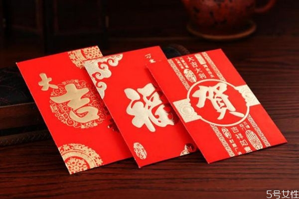 結(jié)婚改口費(fèi)一般給多少錢 什么時(shí)候給改口費(fèi) 結(jié)婚改口費(fèi)一般給多少錢 什么時(shí)候給改口費(fèi)