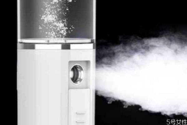 噴霧補(bǔ)水儀使用要注意什么 納米噴霧補(bǔ)水儀使用步驟 噴霧補(bǔ)水儀使用要注意什么 納米噴霧補(bǔ)水儀使用步驟