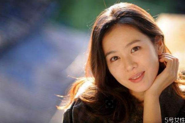 如何讓女生產(chǎn)生依賴感 讓女人依賴你的方法 如何讓女生產(chǎn)生依賴感 讓女人依賴你的方法