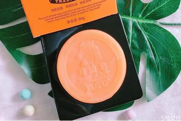 馬油皂和洗面奶哪個(gè)先用后用 馬油皂適合什么人用 馬油皂和洗面奶哪個(gè)先用后用 馬油皂適合什么人用