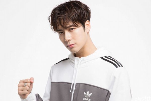 情商高的女人是怎樣和男人相處 高情商拴住男人的心 情商高的女人是怎樣和男人相處 高情商拴住男人的心