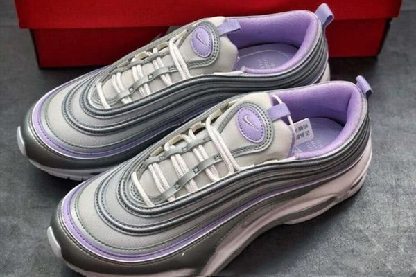 耐克AirMax97銀紫配色細(xì)節(jié)測評 個(gè)性又時(shí)尚的鞋子