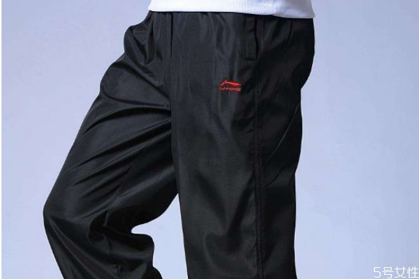 運(yùn)動褲怎么洗比較好 運(yùn)動褲的清洗方法