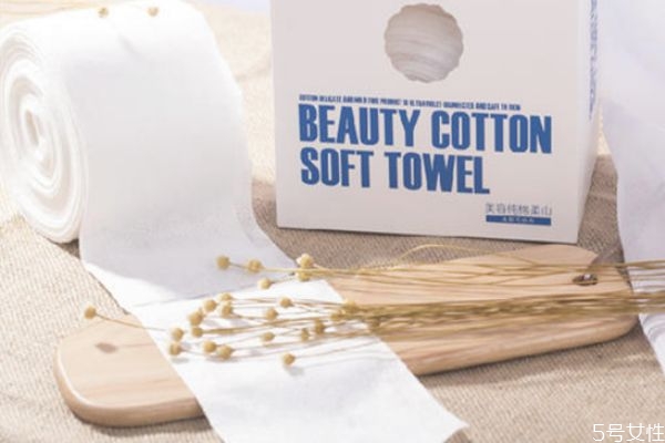 洗臉巾為什么有燒焦味 洗臉巾為啥有味道 洗臉巾為什么有燒焦味 洗臉巾為啥有味道