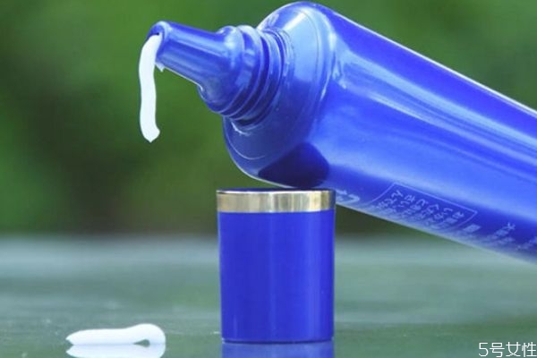 明色眼霜好用嗎 明色眼霜多少錢 明色眼霜好用嗎 明色眼霜多少錢