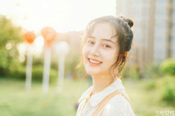 好妻子一般具有以下幾個特征 一個好妻子的表現(xiàn) 好妻子一般具有以下幾個特征 一個好妻子的表現(xiàn)