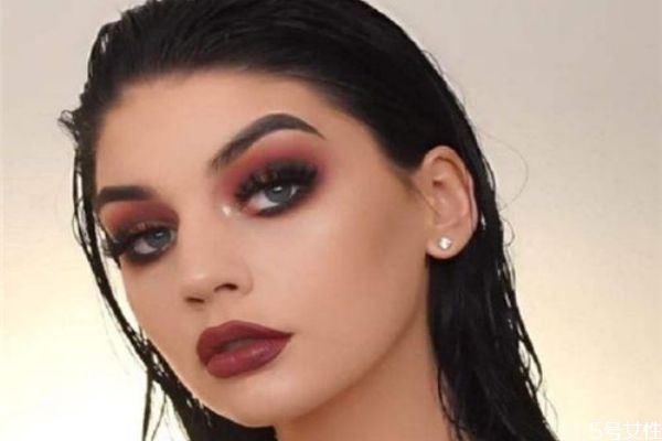 亞洲女生怎么畫(huà)歐美妝 腫眼泡如何畫(huà)歐美妝 亞洲女生怎么畫(huà)歐美妝 腫眼泡如何畫(huà)歐美妝