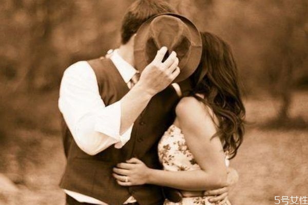 怎樣讓老公主動(dòng)找我 如何讓男人更主動(dòng)找你 怎樣讓老公主動(dòng)找我 如何讓男人更主動(dòng)找你