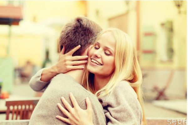 老公對我發(fā)脾氣怎么辦 防止和老公經(jīng)常吵架的招數(shù) 老公對我發(fā)脾氣怎么辦 防止和老公經(jīng)常吵架的招數(shù)