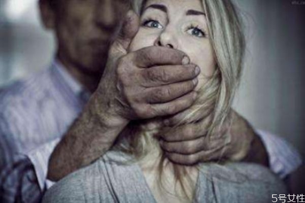 家暴屬于心理疾病嗎 家暴男人是什么心理 家暴屬于心理疾病嗎 家暴男人是什么心理