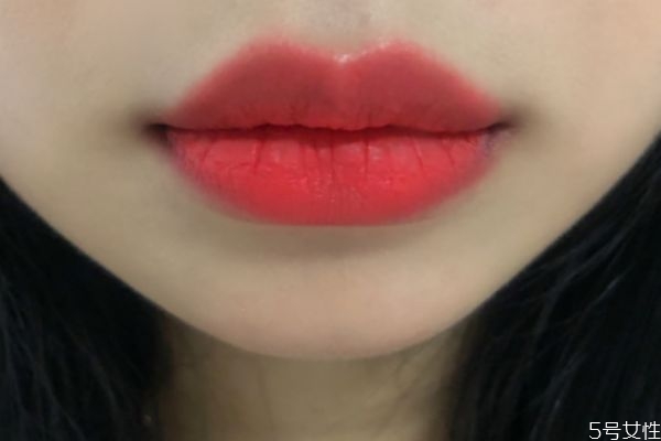 紀(jì)梵希紅絲絨33好看嗎 紀(jì)梵希紅絲絨33什么顏色 紀(jì)梵希紅絲絨33好看嗎 紀(jì)梵希紅絲絨33什么顏色