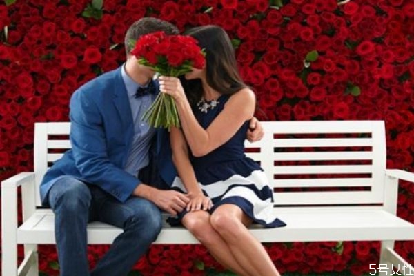 異地戀能走到最后嗎 異地戀每天都要聯(lián)系嗎 異地戀能走到最后嗎 異地戀每天都要聯(lián)系嗎