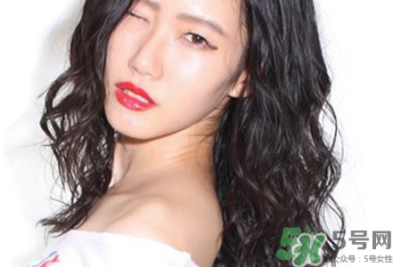 發(fā)膠和定啫喱水哪個(gè)好？發(fā)膠和定啫喱水的區(qū)別