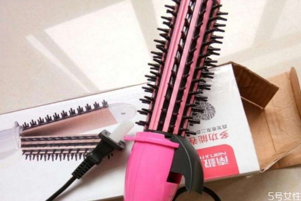 卷發(fā)棒溫度多少度合適 卷發(fā)棒最佳溫度 卷發(fā)棒溫度多少度合適 卷發(fā)棒最佳溫度