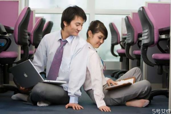 怎么哄老婆開心 哄老婆的甜言蜜語(yǔ)