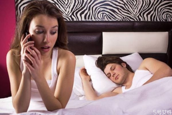 老婆外面有人的特性 ?老婆出軌后的準(zhǔn)確表現(xiàn) 老婆外面有人的特性 ?老婆出軌后的準(zhǔn)確表現(xiàn)