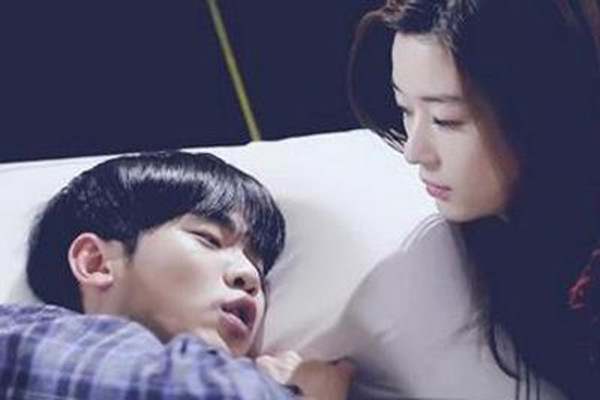 哪些關系容易產(chǎn)生曖昧 男生玩曖昧女生怎樣擺正心態(tài)