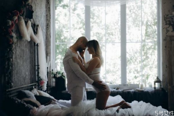 寫(xiě)給即將離婚老公的話 打動(dòng)一個(gè)男人的心里話 寫(xiě)給即將離婚老公的話 打動(dòng)一個(gè)男人的心里話