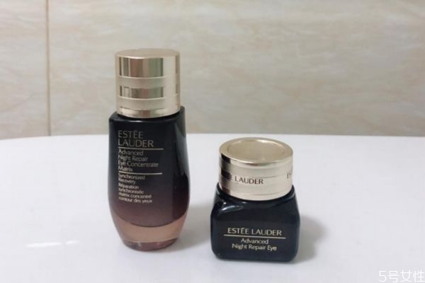 雅詩蘭黛眼霜會長脂肪粒嗎 雅詩蘭黛眼霜怎么看生產(chǎn)日期 雅詩蘭黛眼霜會長脂肪粒嗎 雅詩蘭黛眼霜怎么看生產(chǎn)日期