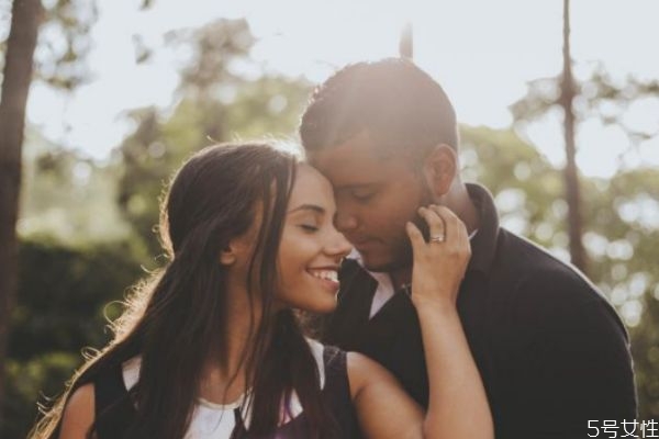 怎么做才是一個好老婆 如何做一個高情商的妻子 怎么做才是一個好老婆 如何做一個高情商的妻子