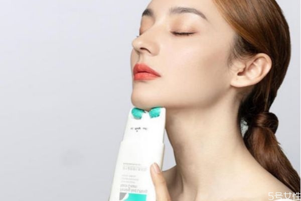 lilia美頸霜怎么樣 lilia美頸霜孕婦可以用嗎 lilia美頸霜怎么樣 lilia美頸霜孕婦可以用嗎