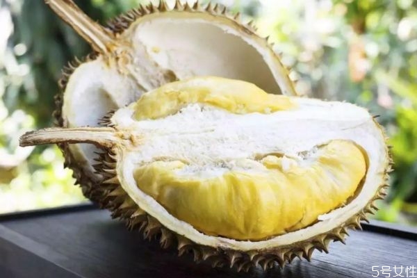 榴蓮酸了是不是壞了還能不能吃 榴蓮果核有點(diǎn)酸什么原因 榴蓮酸了是不是壞了還能不能吃 榴蓮果核有點(diǎn)酸什么原因